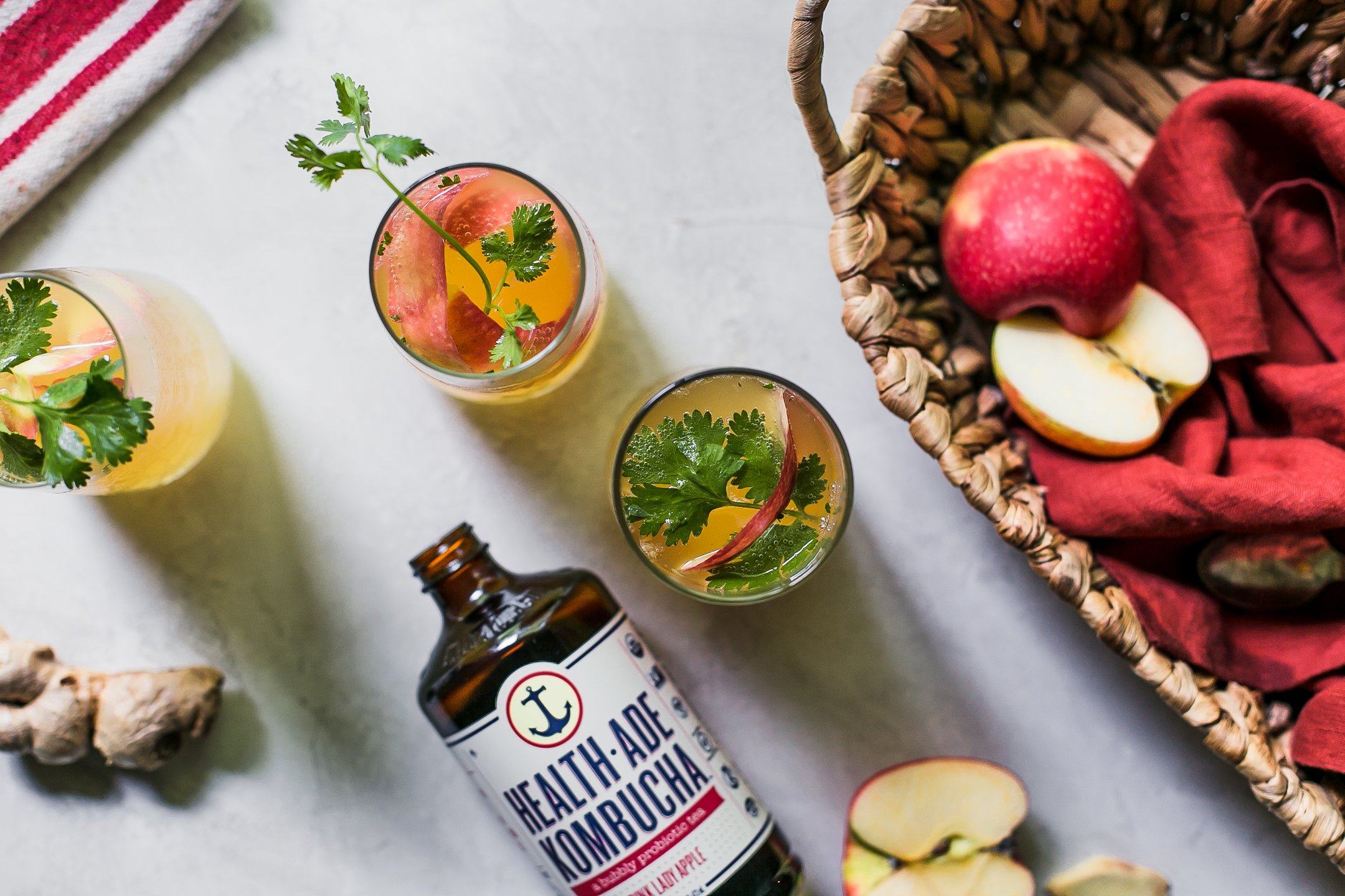 An Apple Ginger Kombucha Mocktail to Help You Ease into Fall