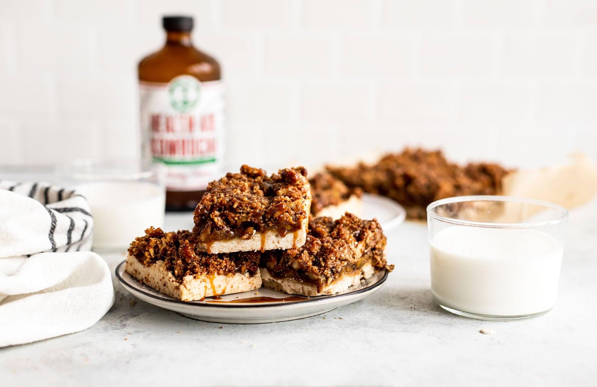 Caramel and Apple Crumble Bars